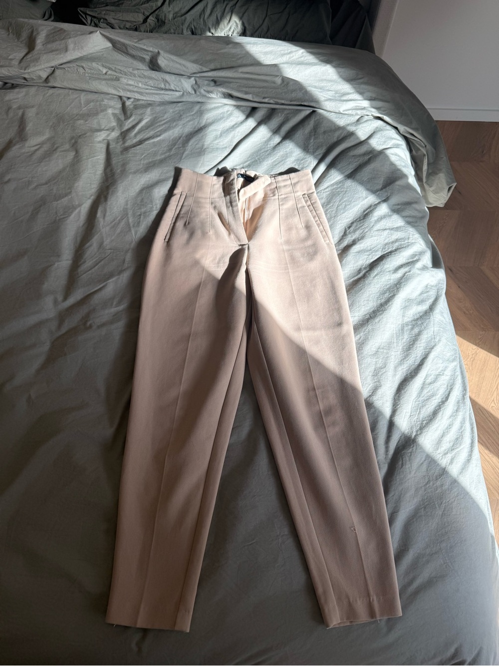 Zara High-Rise Tailored Ankle Trousers in Light Beige